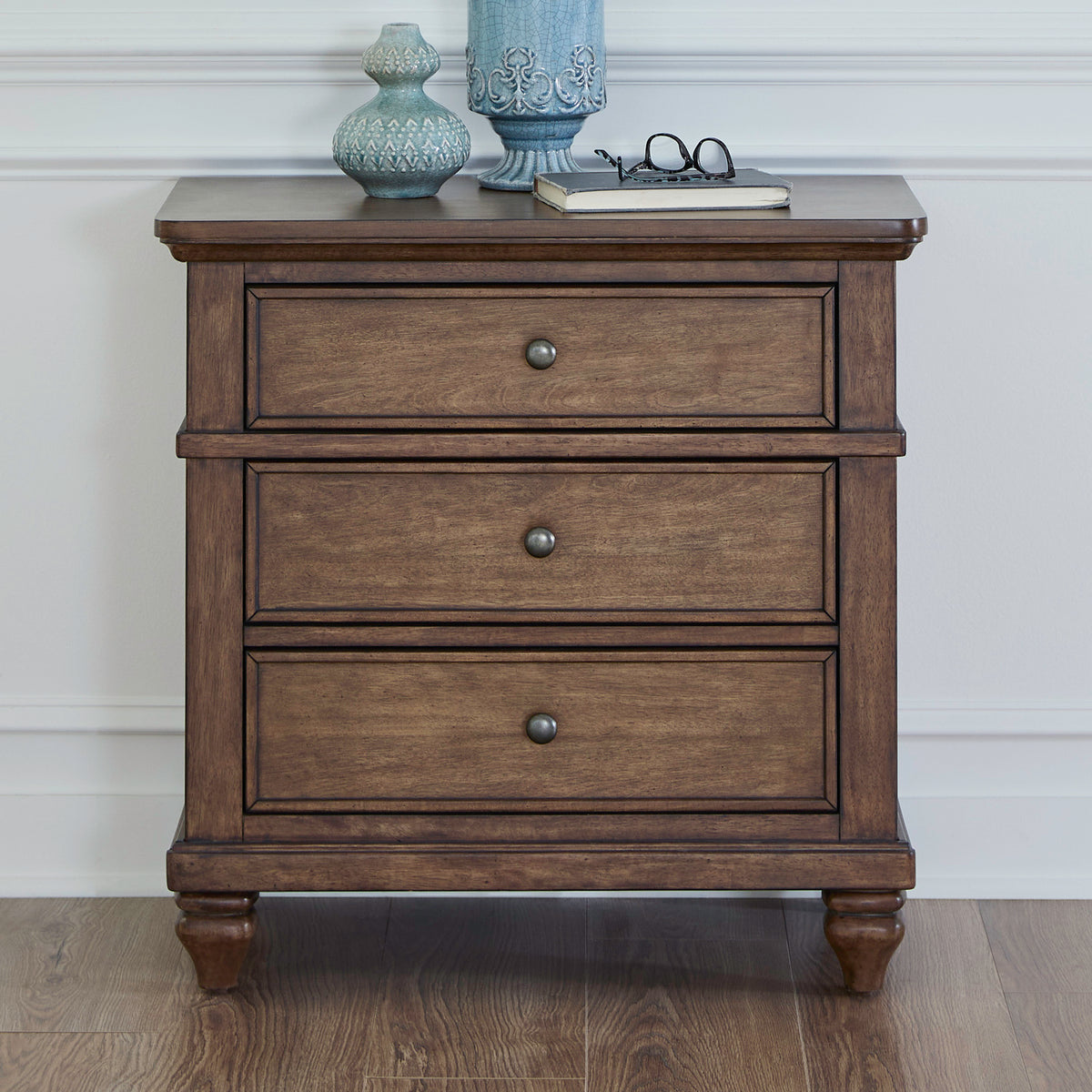 Twin Lakes Nightstand w/ Charging Station