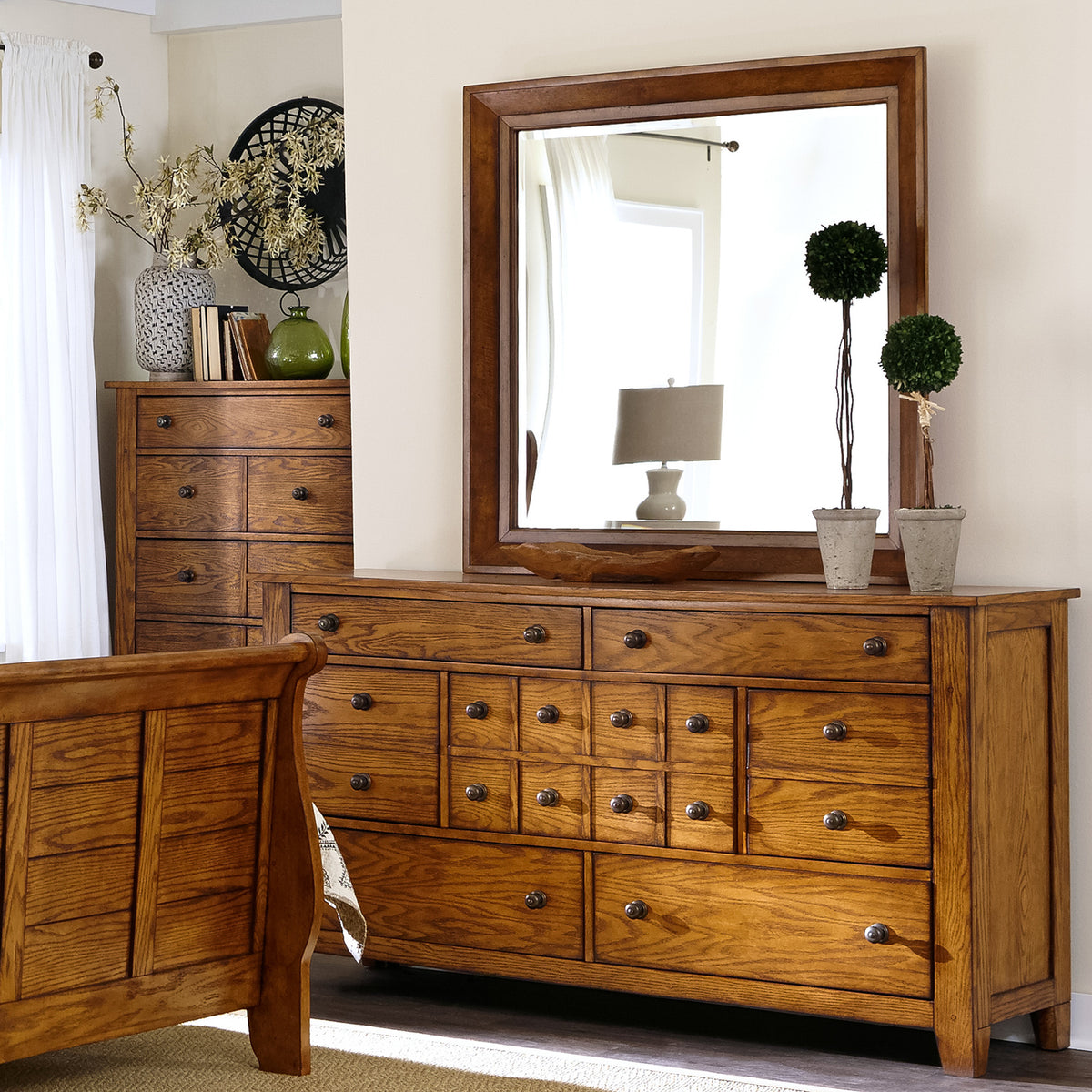 Grandpas Cabin Queen Sleigh Bed, Dresser & Mirror, Chest Bedroom Set