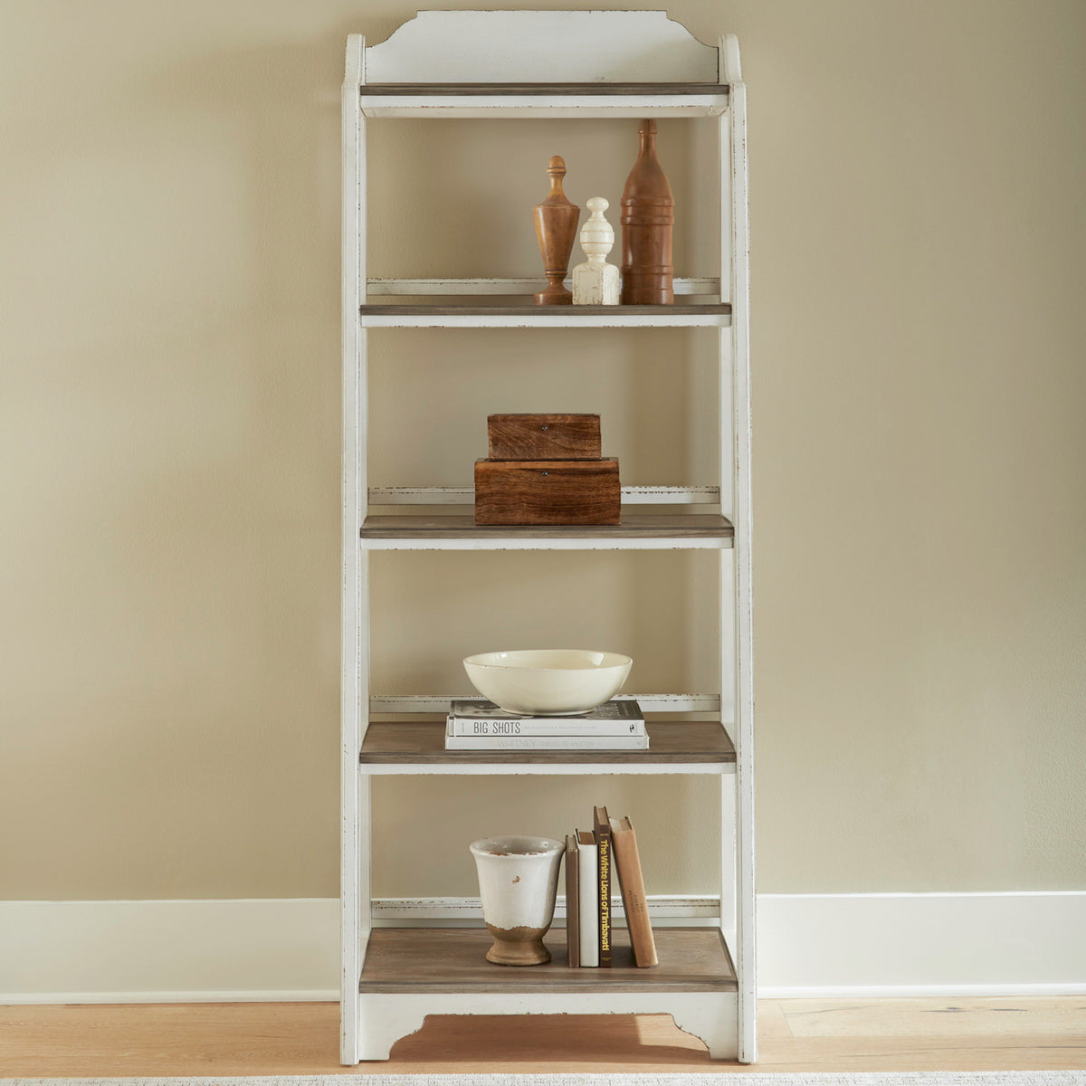 Magnolia Manor Leaning Pier Bookcase