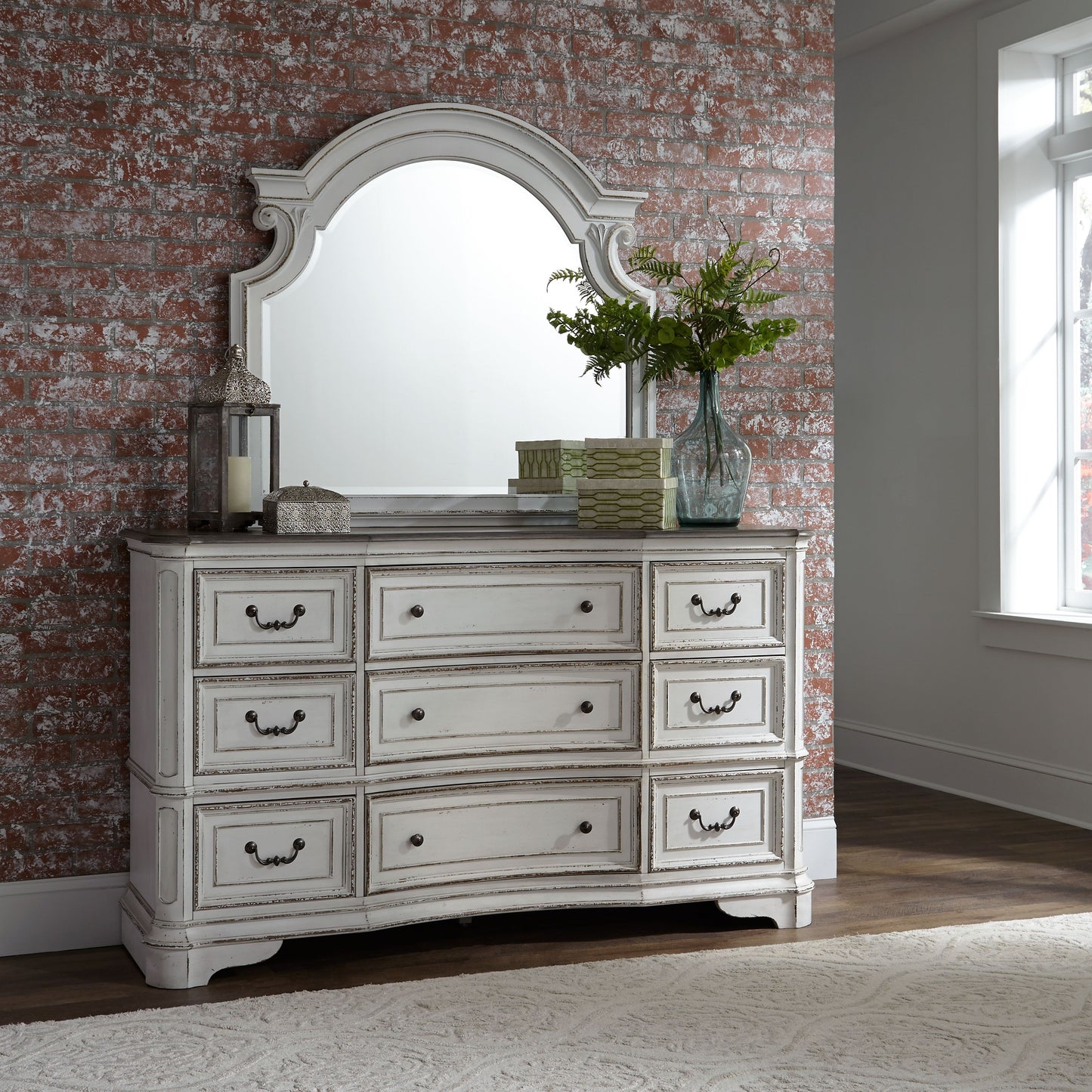 Magnolia Manor 9 Drawer Dresser