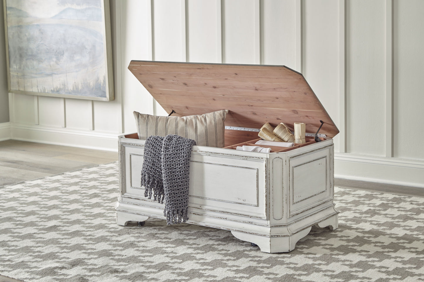 Magnolia Manor Storage Trunk