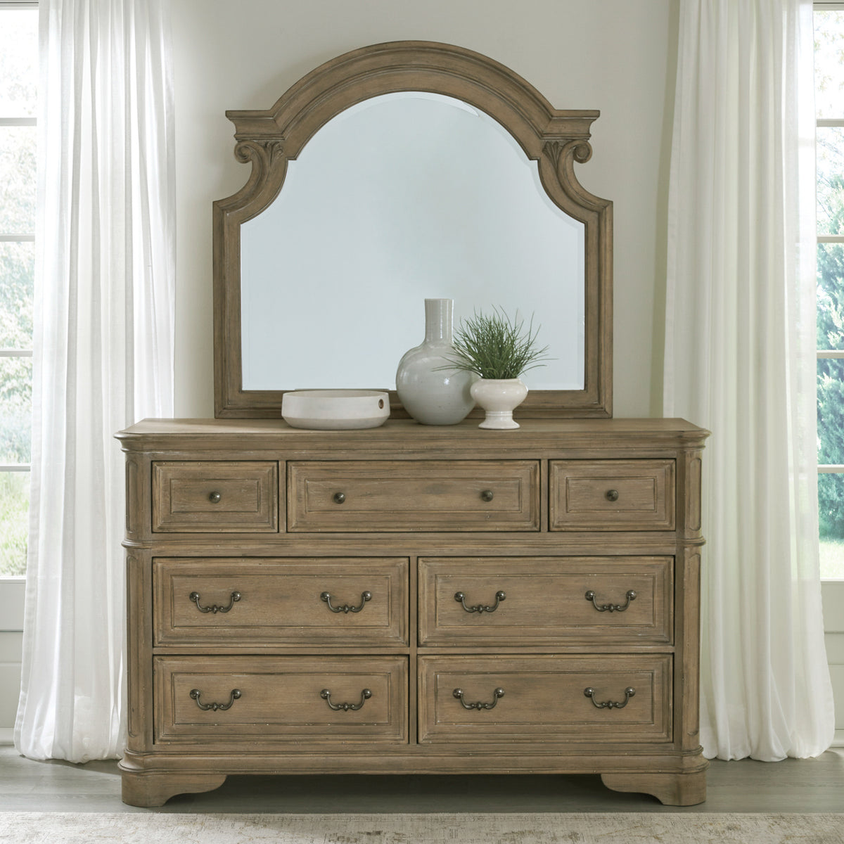 Magnolia Manor Dresser & Mirror Bedroom Set (244N-BR-DM)