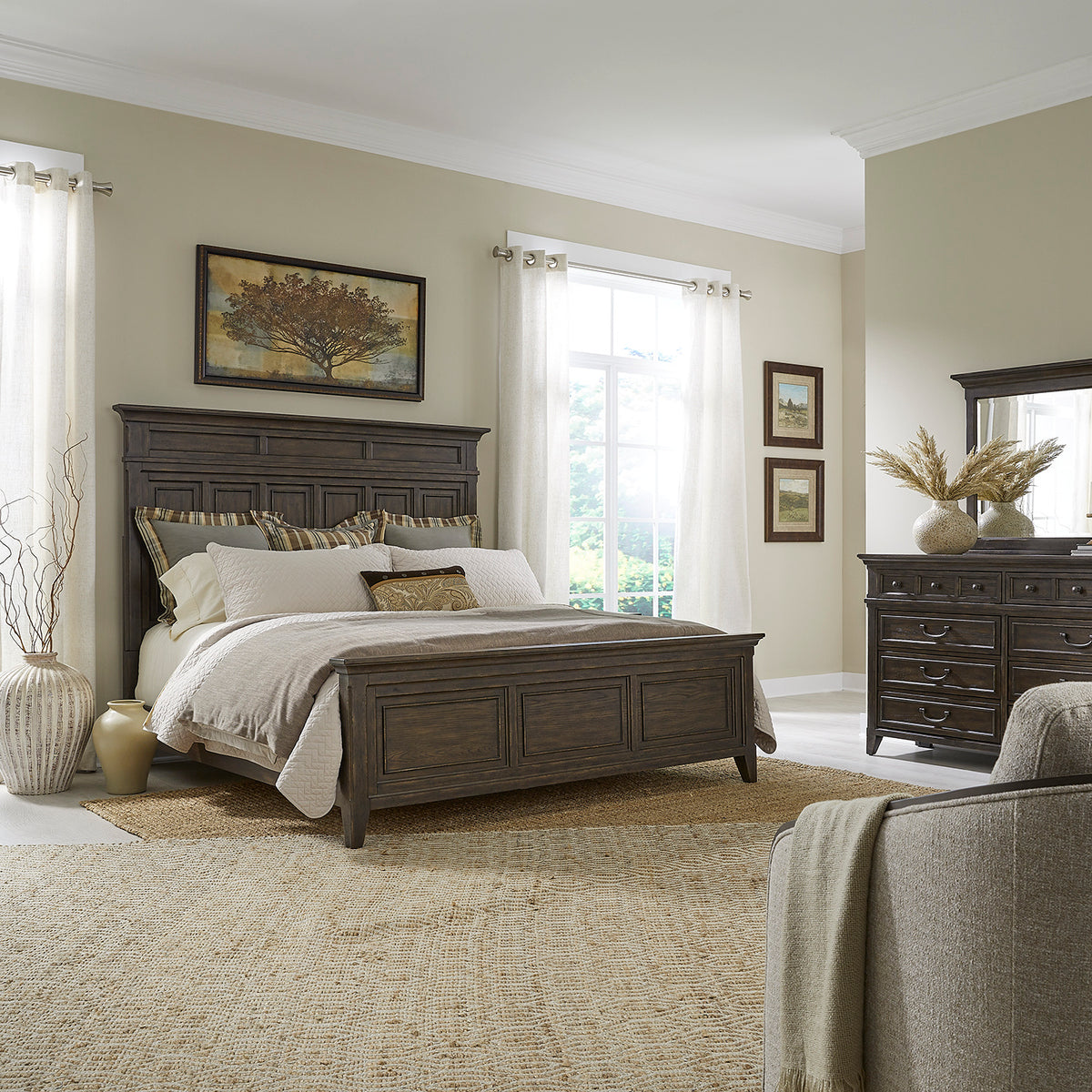 Paradise Valley Queen Panel Bed, Dresser & Mirror Bedroom Set