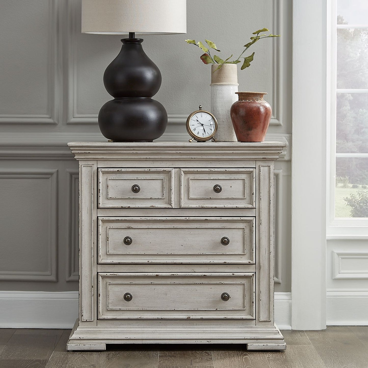 Big Valley Bedside Chest w/ Charging Station (361W-BR62)