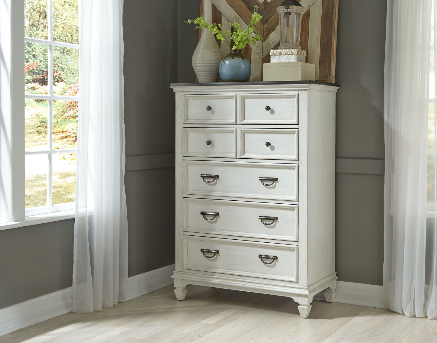 Allyson Park 5 Drawer Chest (417-BR41)