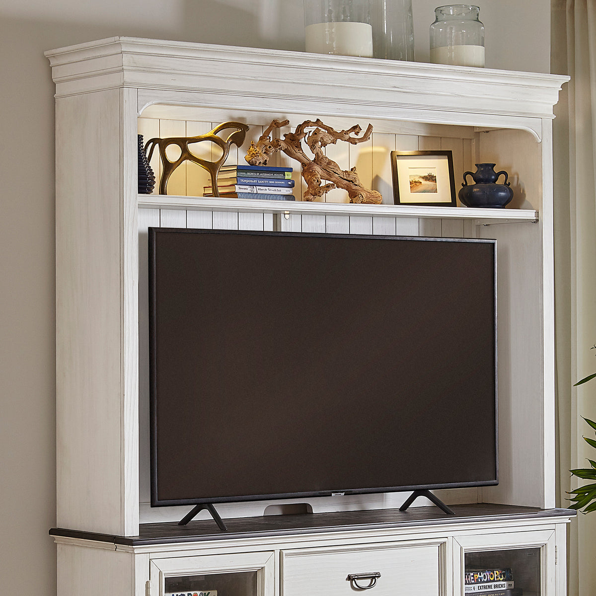 Allyson Park Entertainment Hutch