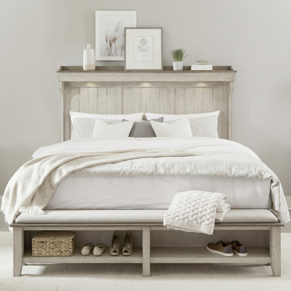 Ivy Hollow Queen Mantle Storage Bed, 2 Bedside Chests