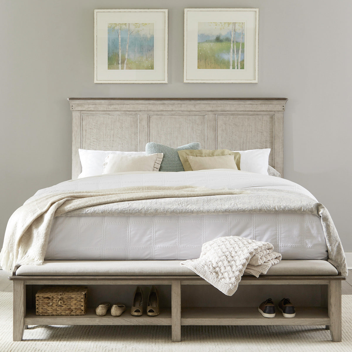 Ivy Hollow Queen Storage Bed, 2 Nightstands