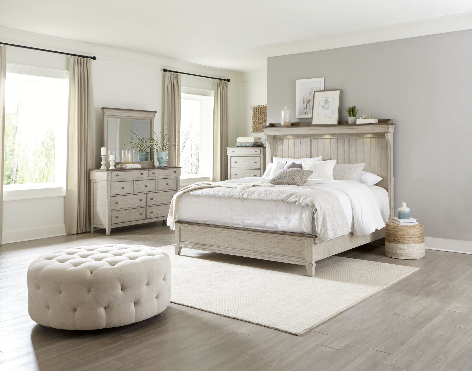 Ivy Hollow Queen Panel Footboard