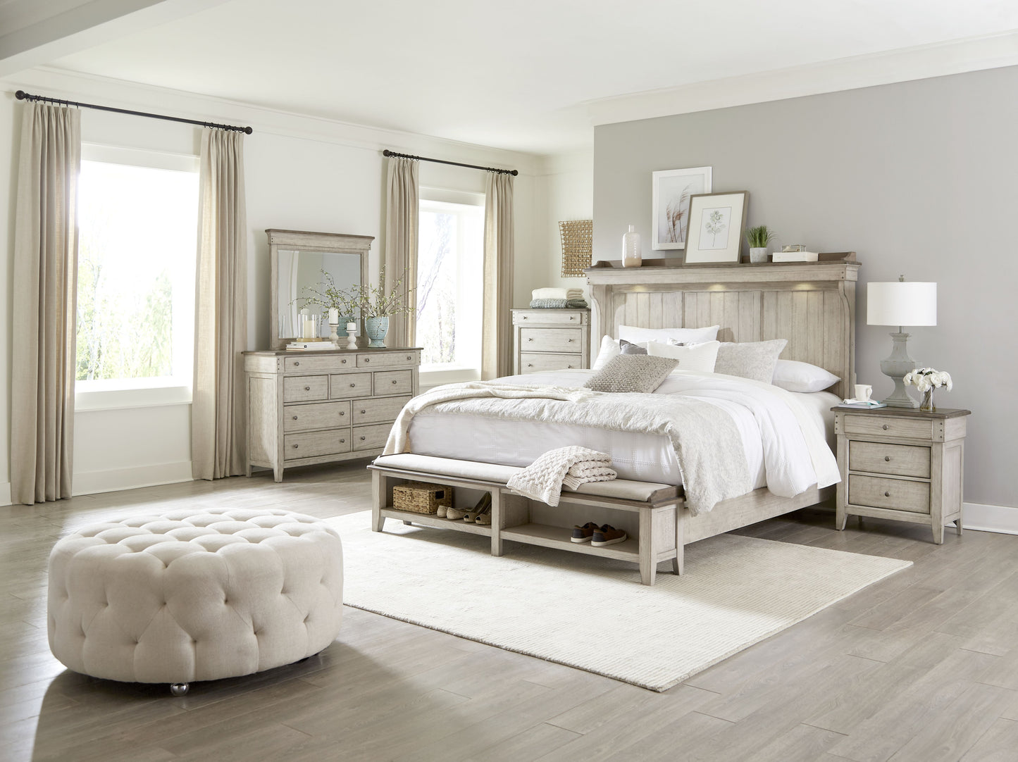 Ivy Hollow King Uph Bench Footboard