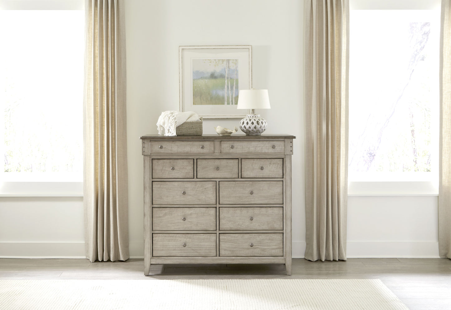 Ivy Hollow 11 Drawer Chesser