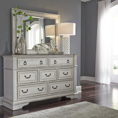 Abbey Park Dresser & Mirror Bedroom Set