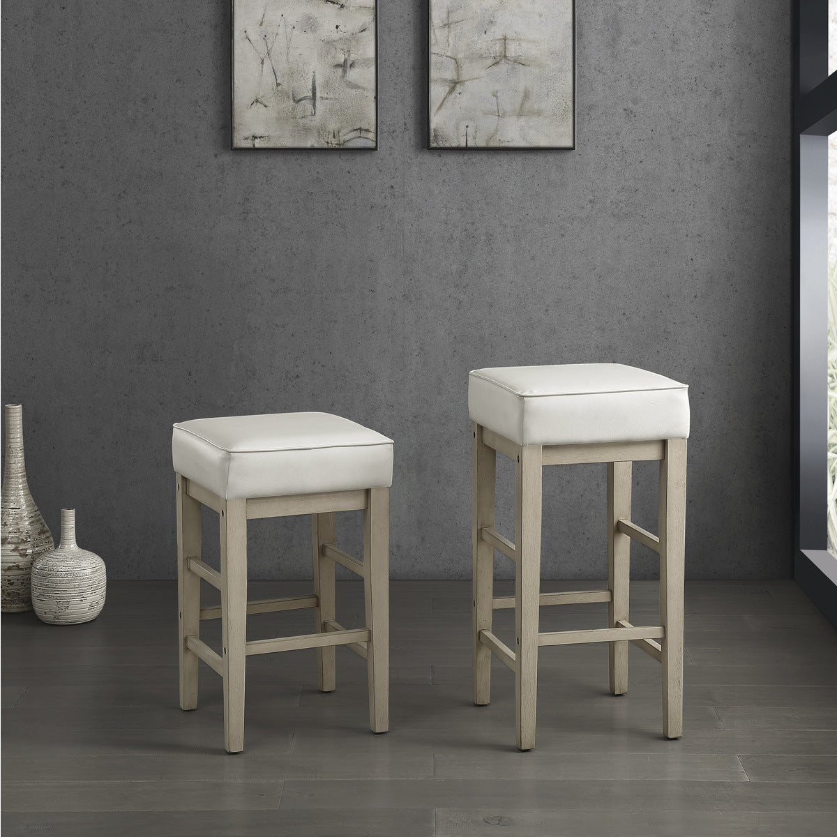 Pittsville Counter Height Stool - White
