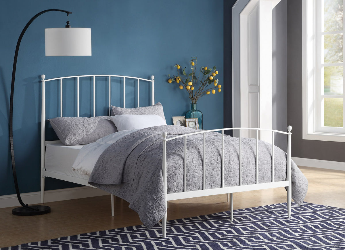 Full Size Metal Bed, White