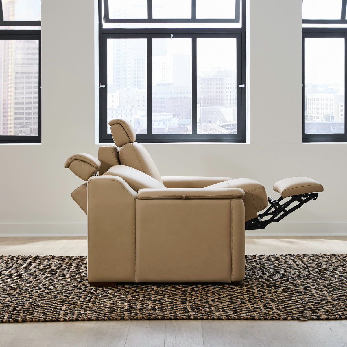 Armon Loveseat with Power Footrest ZG & WS