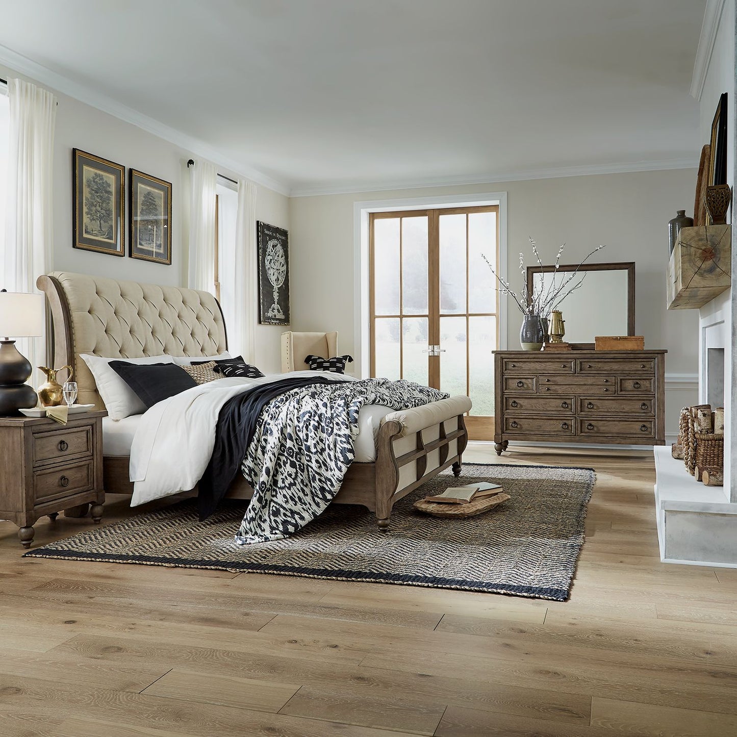 Americana Farmhouse King Uph Sleigh Footboard