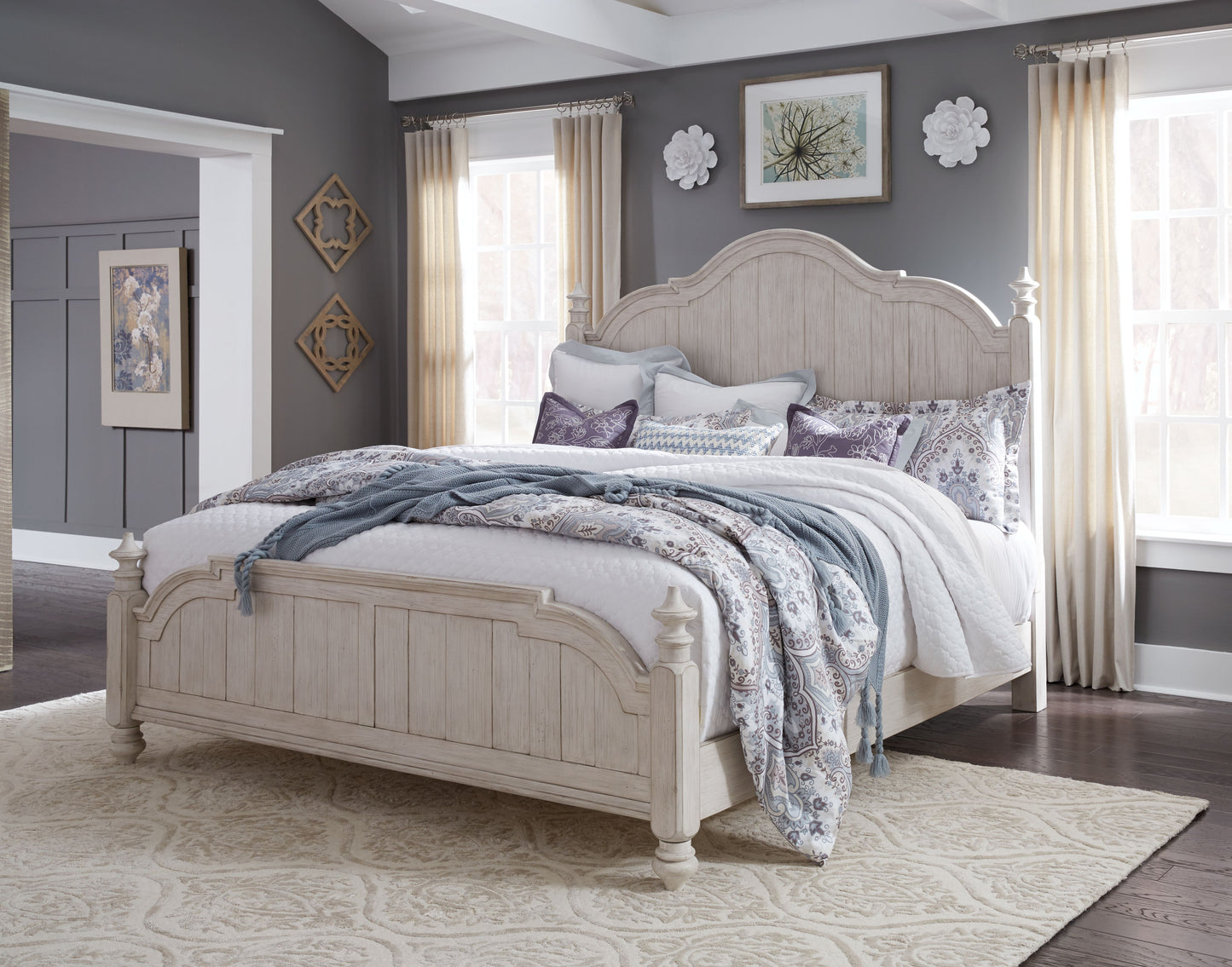 Farmhouse Reimagined Queen Poster Footboard