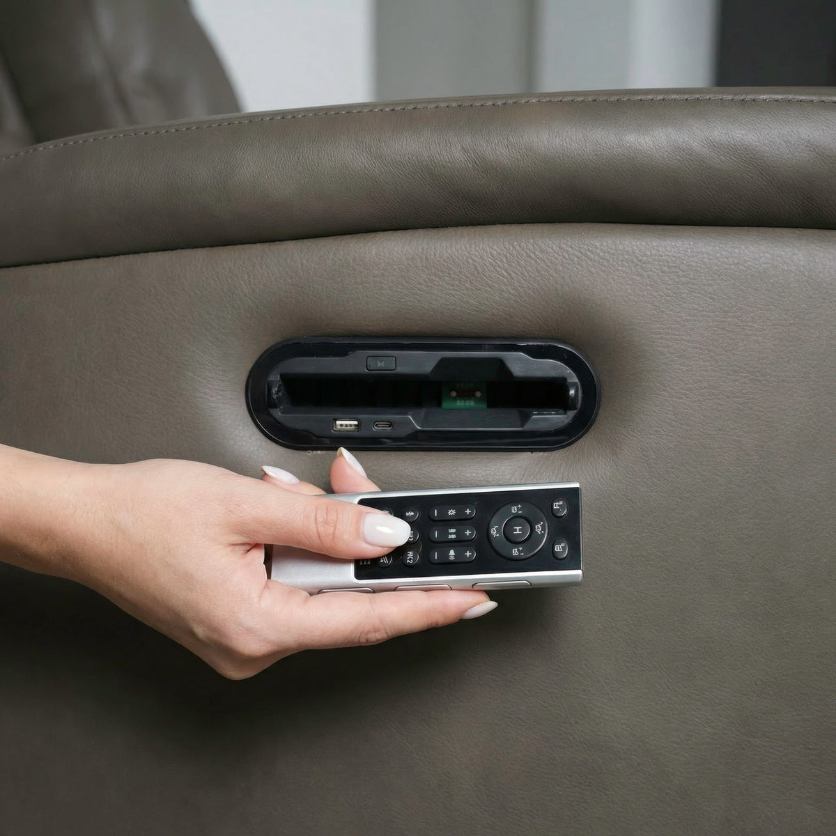 Cyrus Sofa P3 & ZG