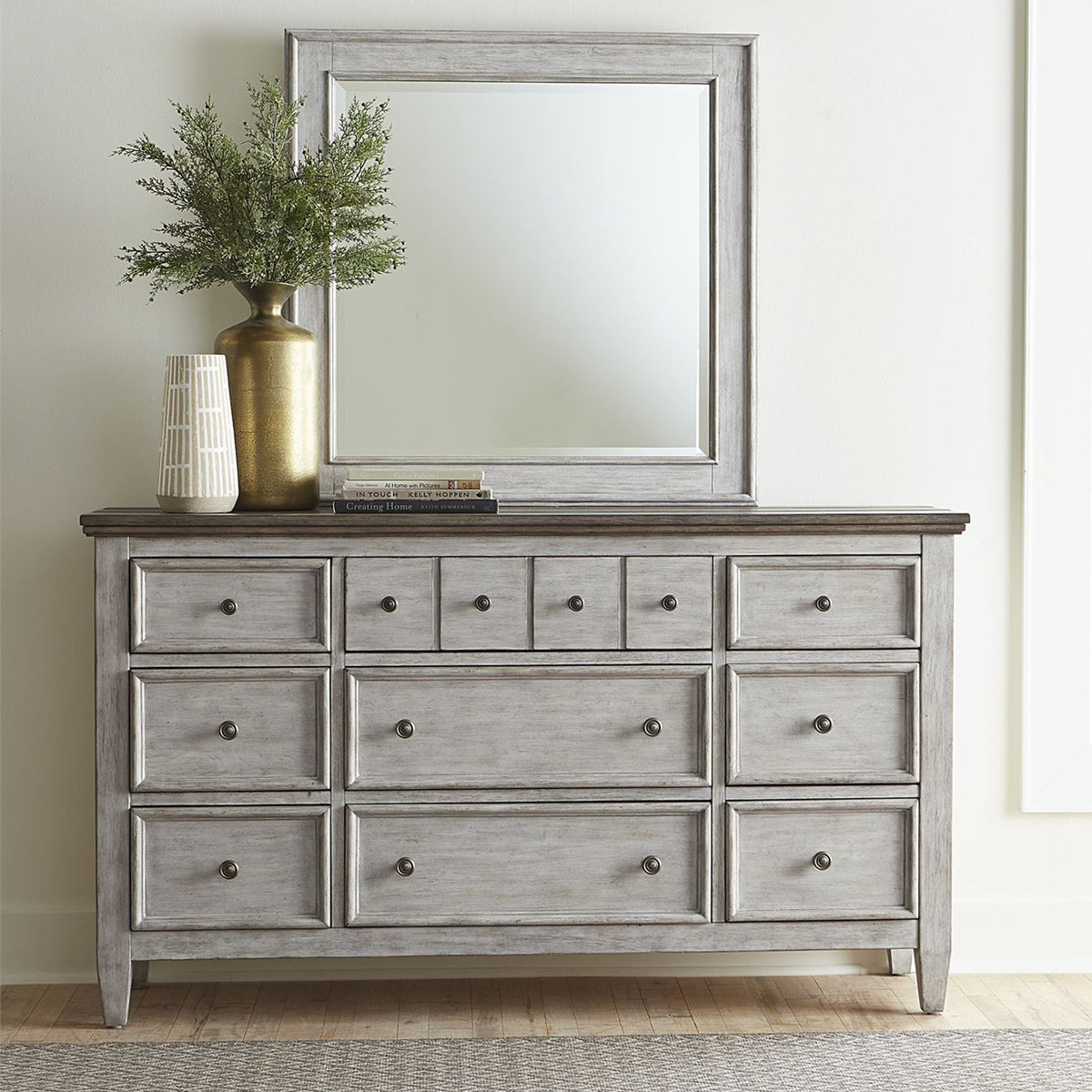 Heartland Dresser & Mirror Bedroom Set