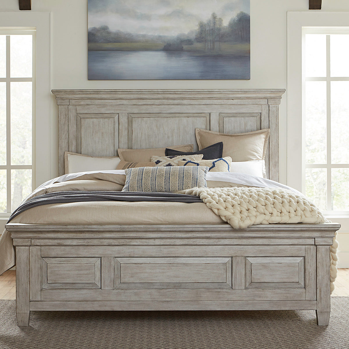 Heartland Queen Panel Bed, 2 Night Stands