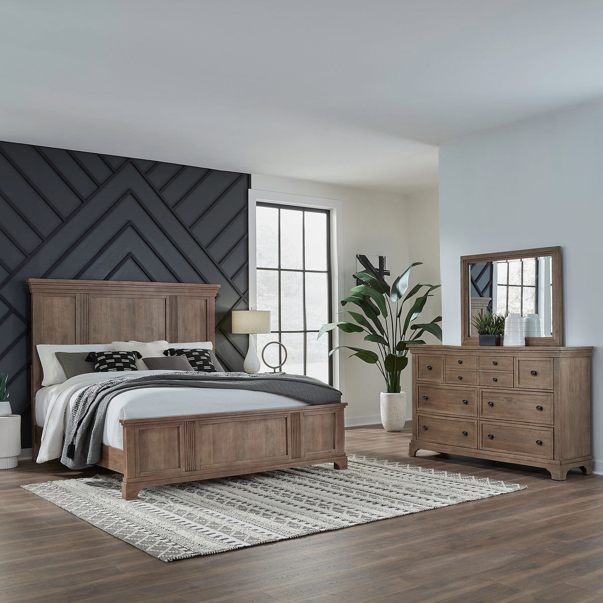 Haven Hills Queen Panel Bed, Dresser & Mirror