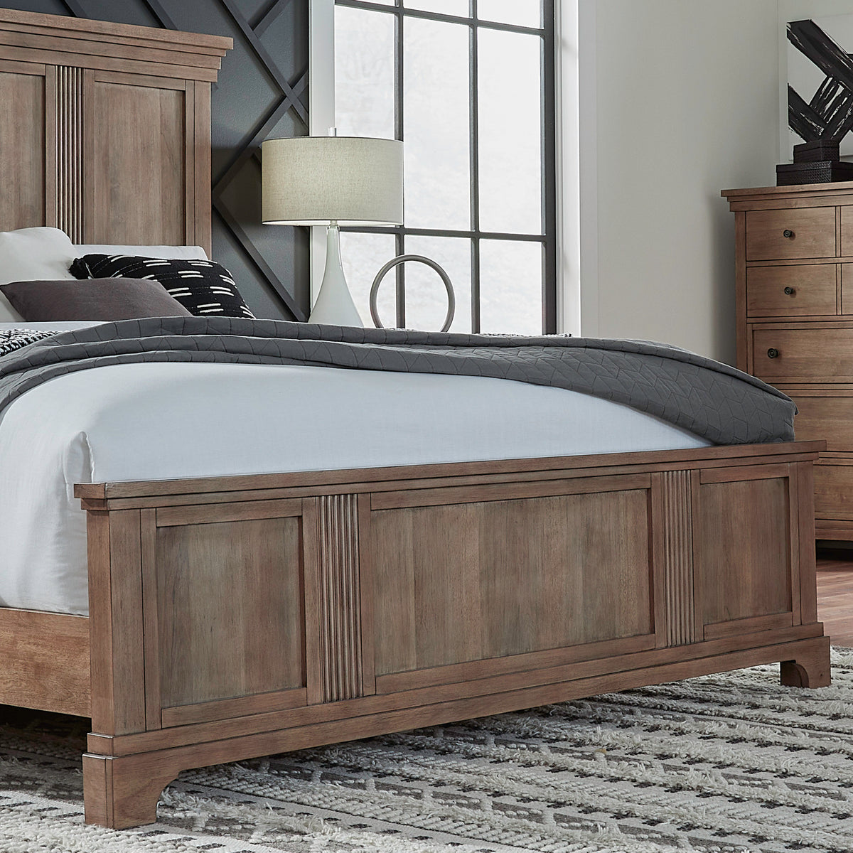 Haven Hills King Panel Footboard