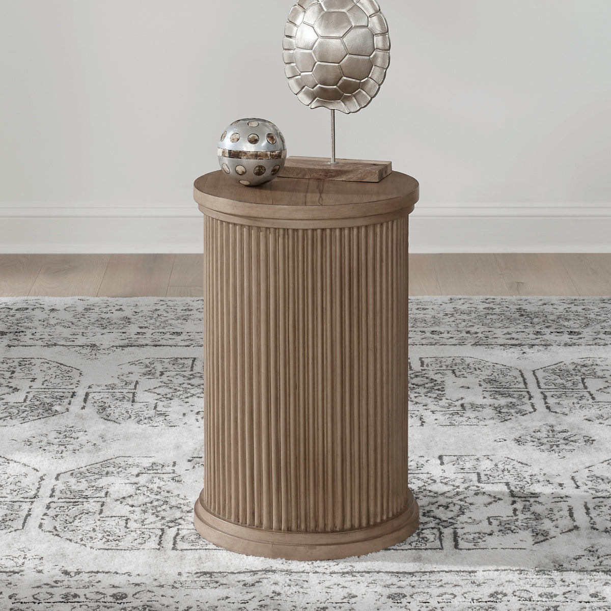Haven Hills Round Chairside Table
