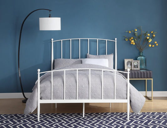 Full Size Metal Bed, White