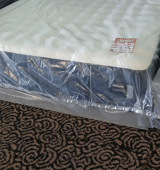 Overstock Stearns & Foster Lakeridge No Pillow Top Queen Mattress - Eastman floor photo